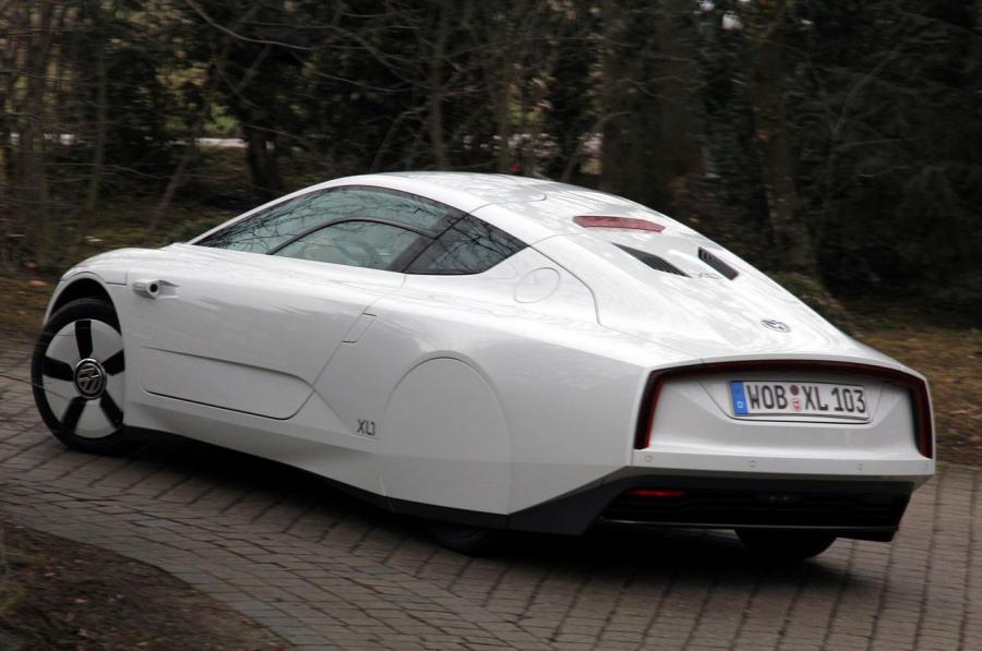  Volkswagen XL1 2014 года  (фото 3 из 37)